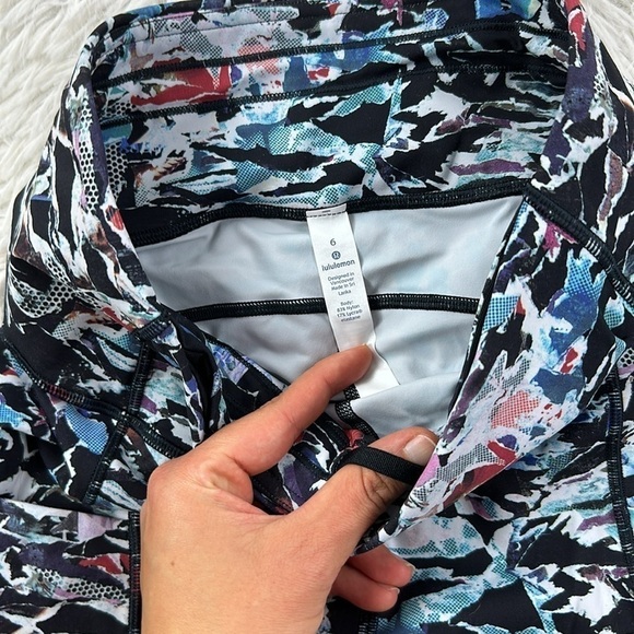 Lululemon Break Free Crop (Nulux 17") Culture Clash Starlight Black - Picture 3 of 6